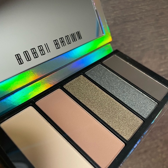 *BRAND NEW* Bobbi Brown Autumn Avenue Wye Shadow Palette - Picture 4 of 9